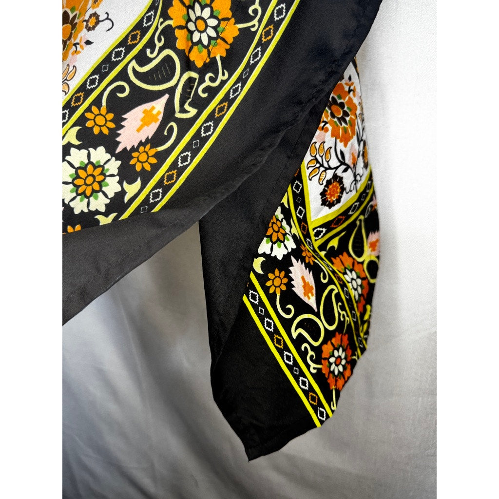 417. Gypsie Blu Floral Boho Caftan Poncho Cover Up One Size