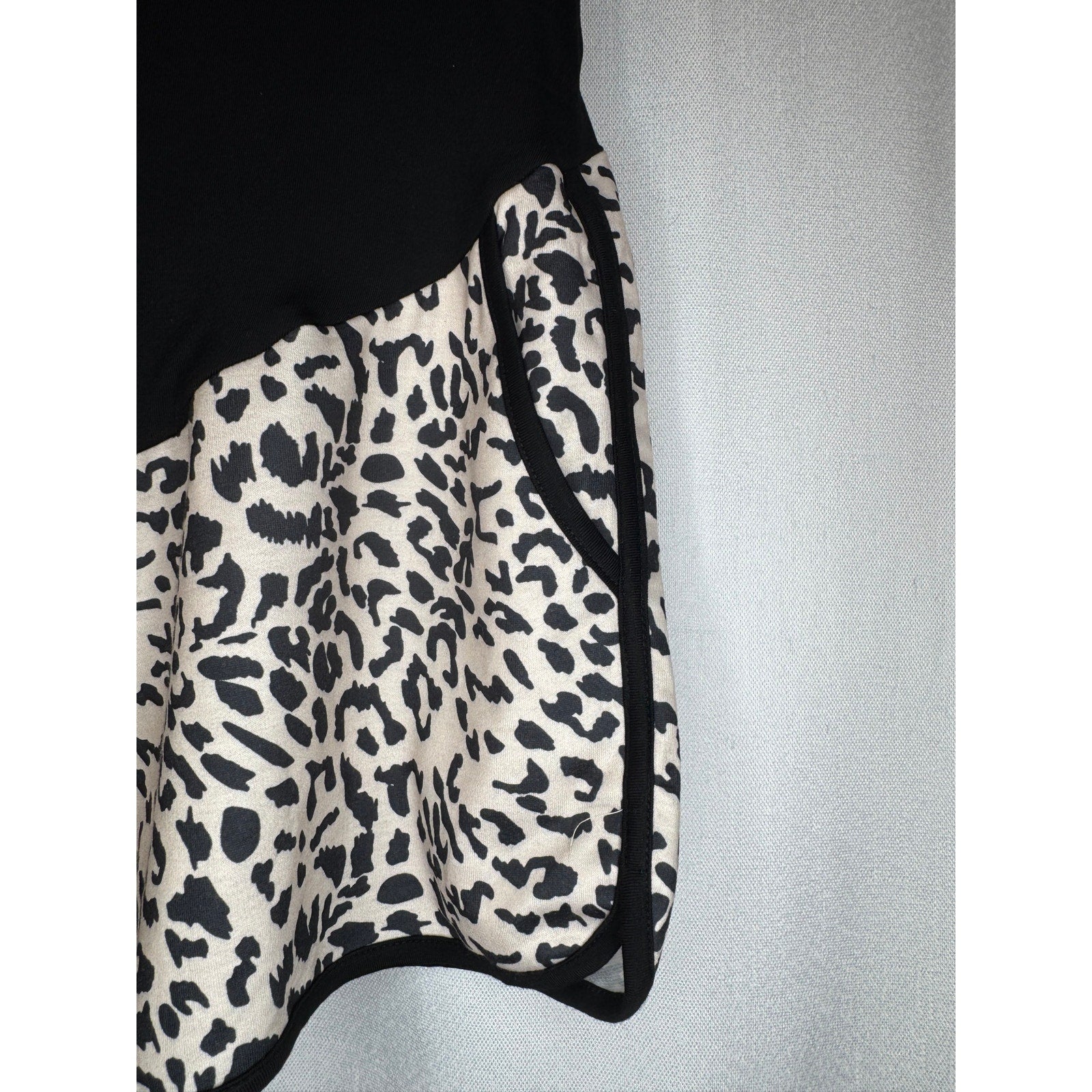365. Leopard Print Maternity Lounge Shorts Size L