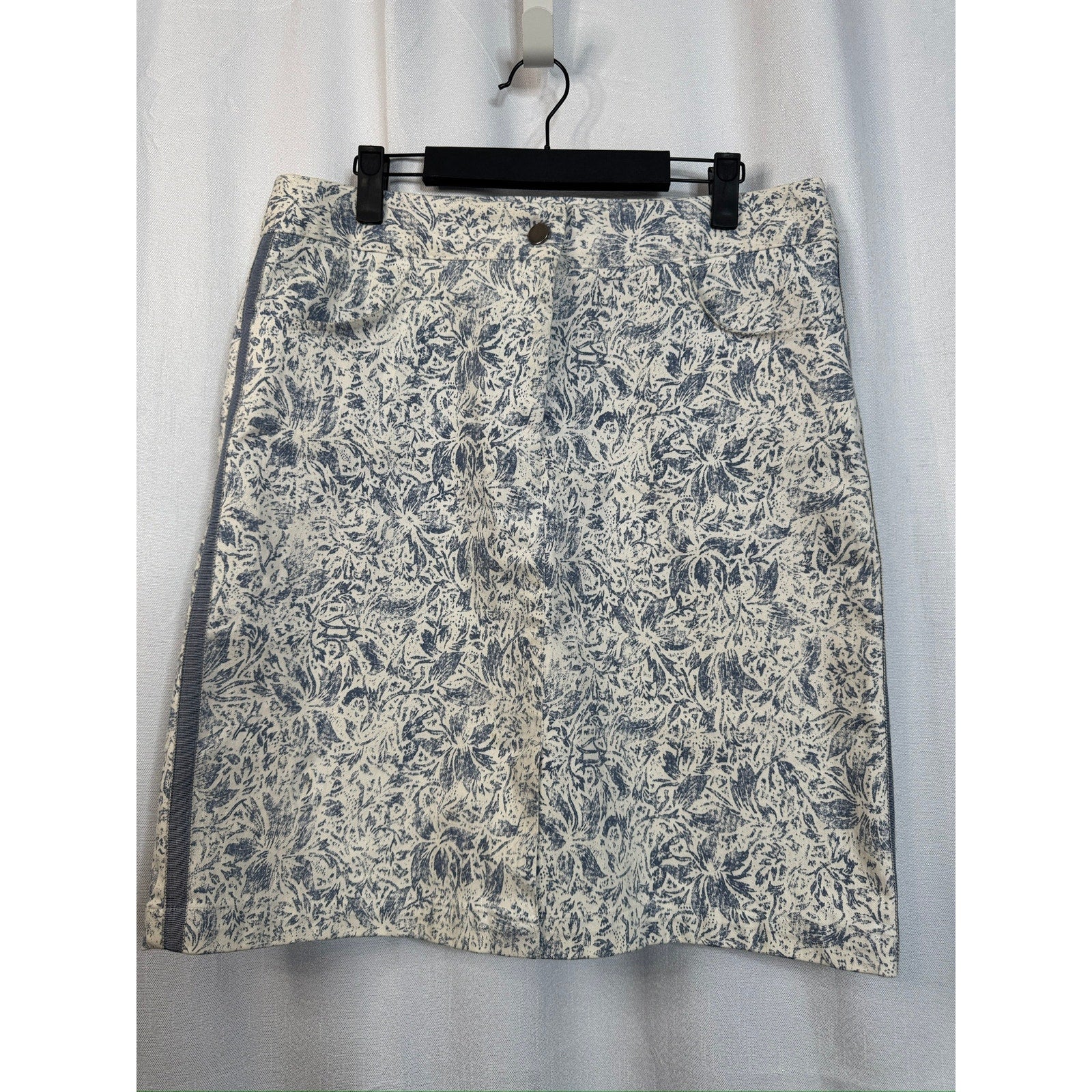 384. Elliott Lauren Blue White Floral Print Pencil Skirt Size 8