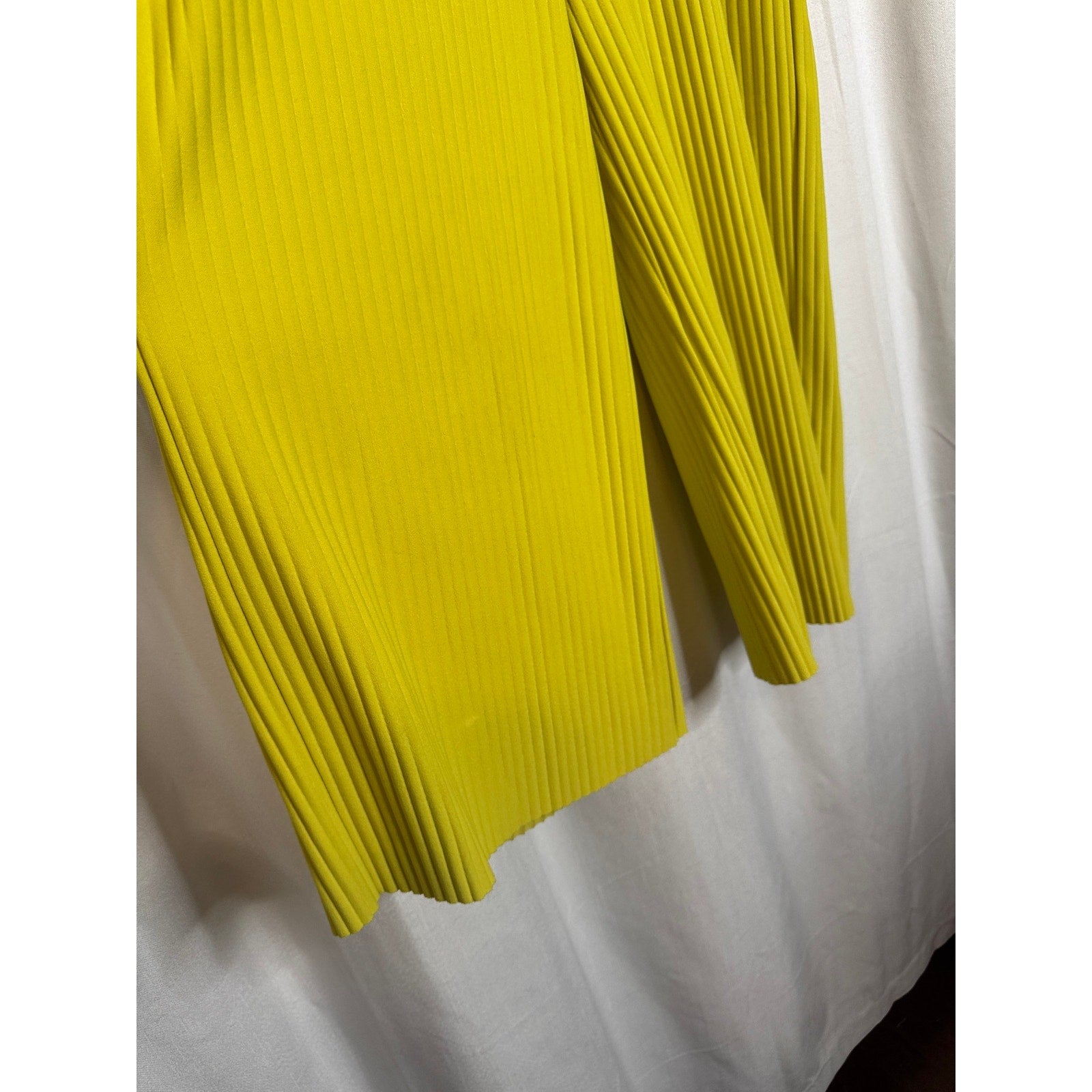 349. Lime Green Ribbed 3 Piece Set Top XL Vest L Pants L