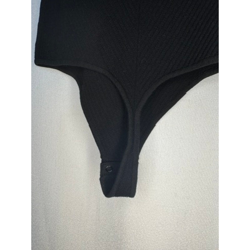 422. Babaton Aritzia Black Textured Sweetheart Neckline Bodysuit Size XS