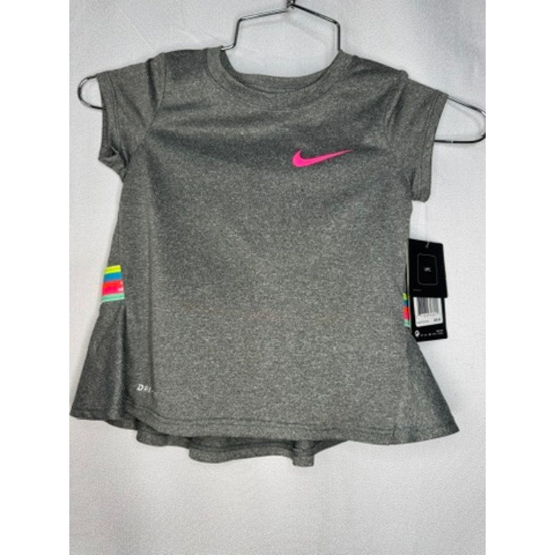 413. Nike Dri-FIT 2 Piece Shorts Set Gray Pink Girls Size 3-4Y NWT