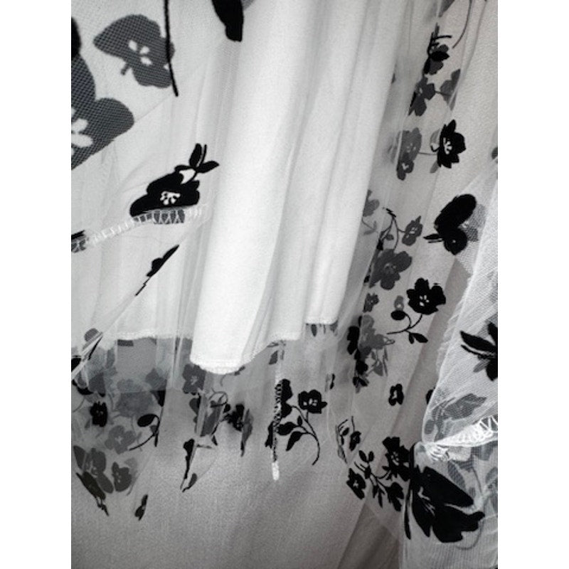 479. Black White Floral Mesh Midi Skirt Size L