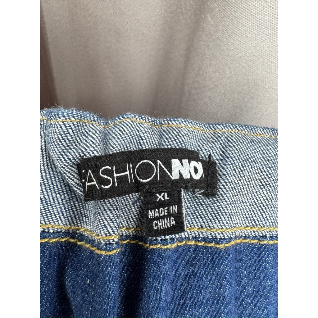465. Fashion Nova Denim Halter Crop Top Size XL Blue Demin