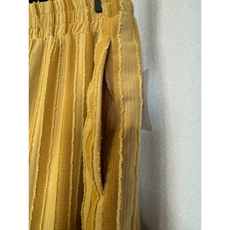 383. Forever 21 Textured Stripe Wide Leg Pants Size M NWT