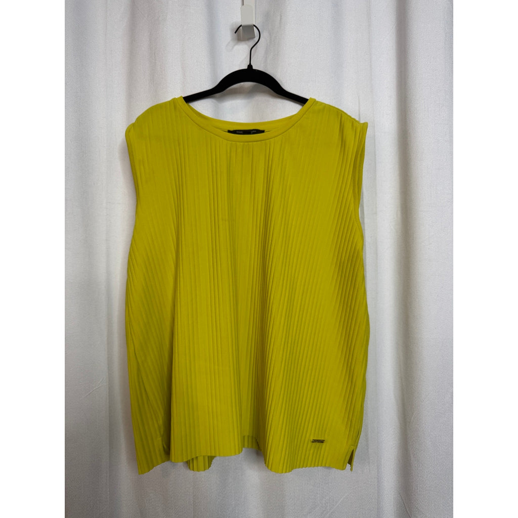 349. Lime Green Ribbed 3 Piece Set Top XL Vest L Pants L