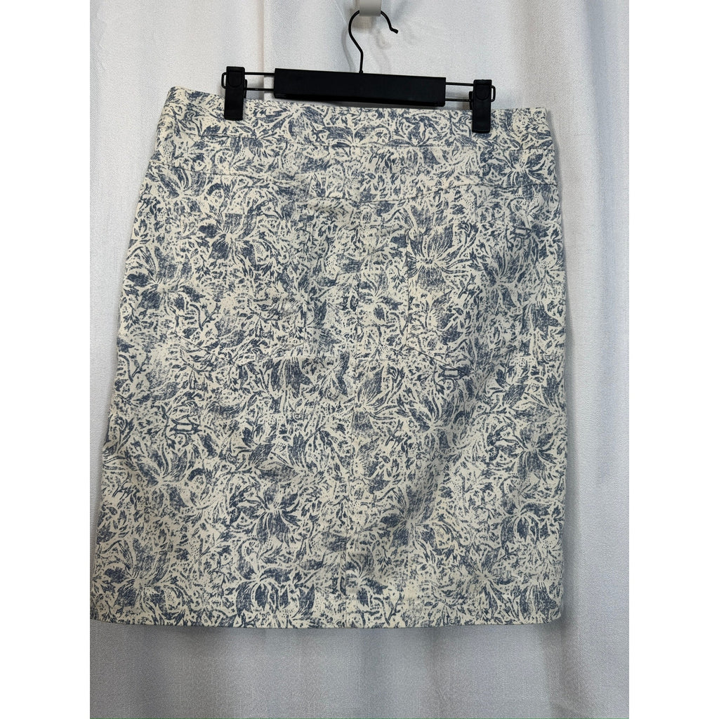 384. Elliott Lauren Blue White Floral Print Pencil Skirt Size 8